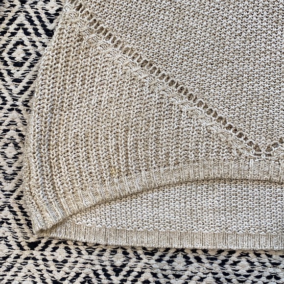 Cream knit oversized sweater - Picture 2 of 4